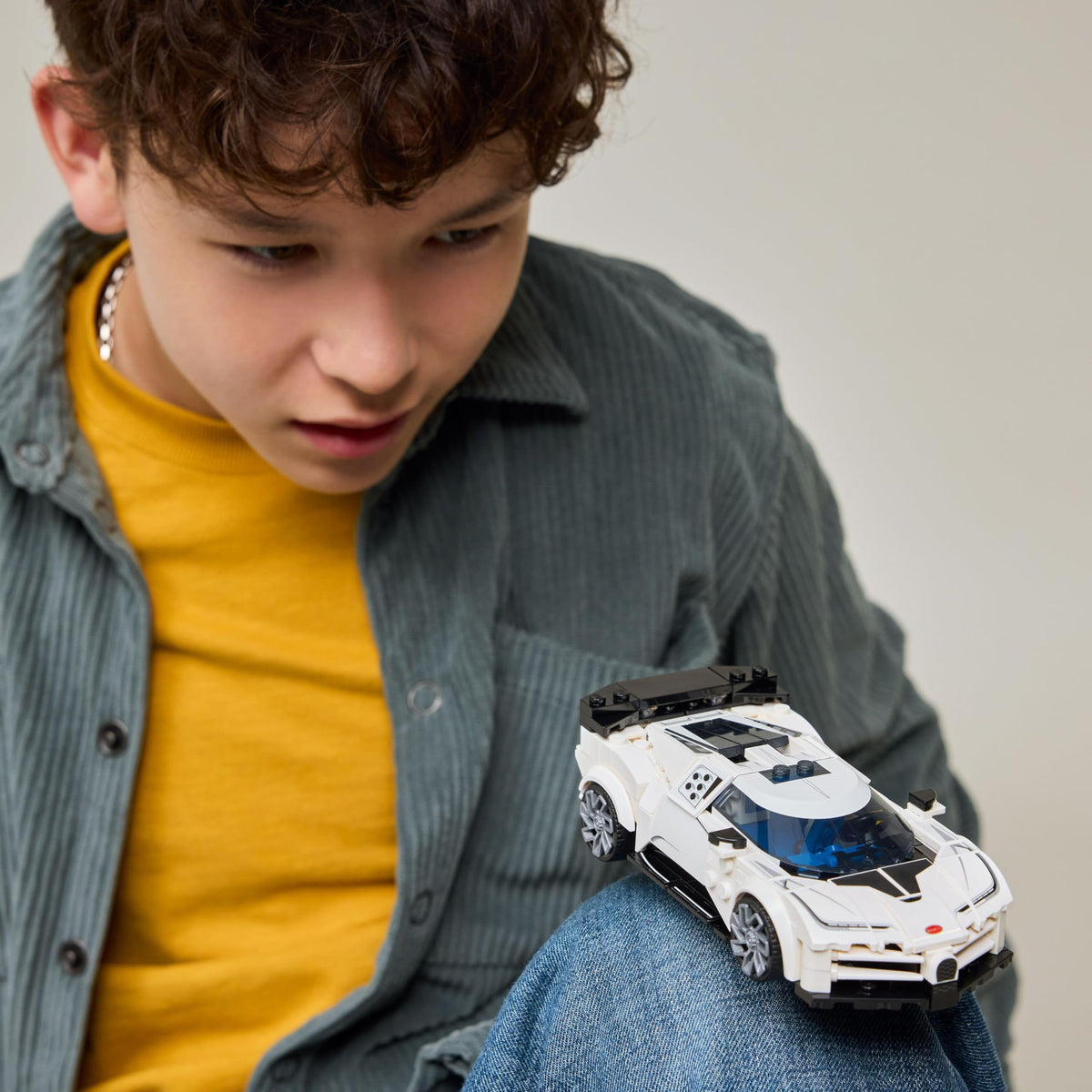 Bugatti Centodieci Hyper Sports Car Toy Model Kit J91633