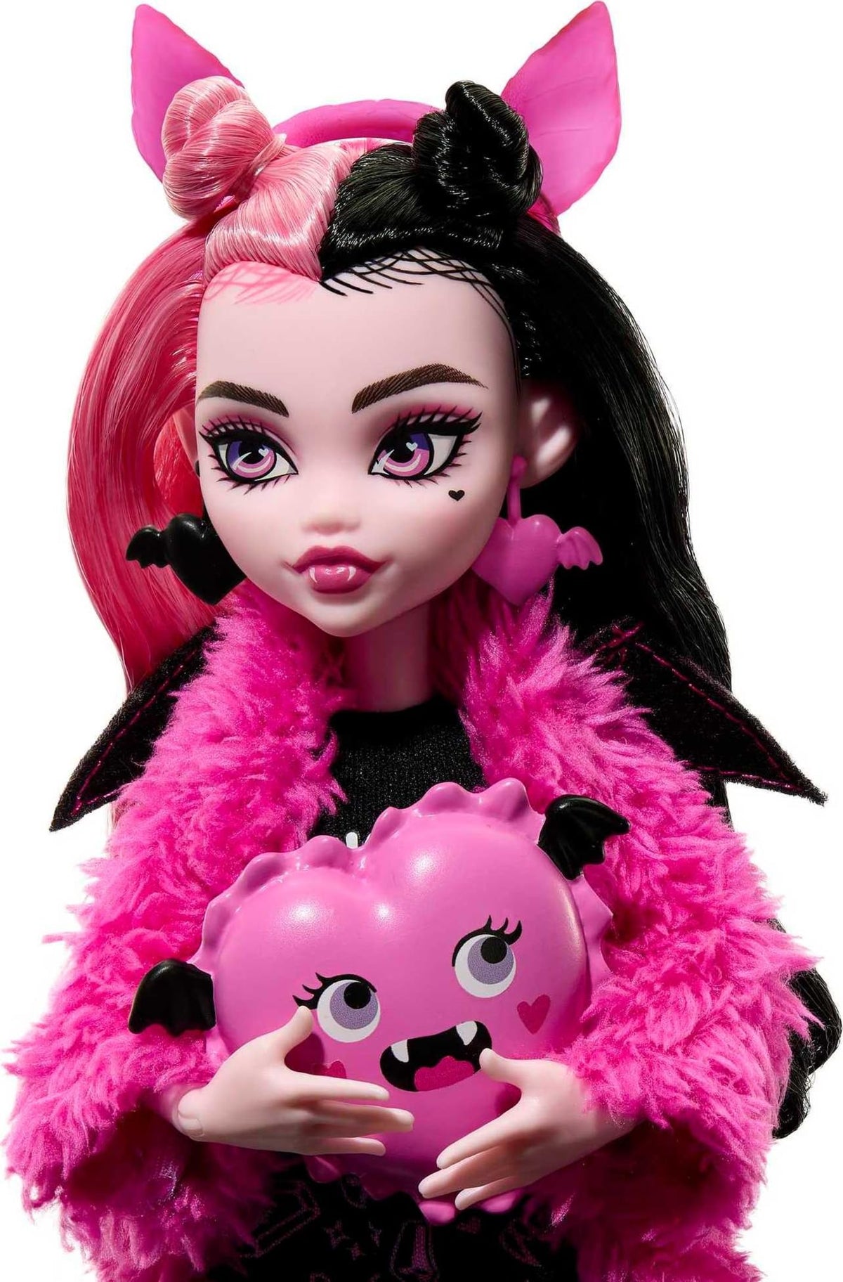 Monster High Doll Set with Pet Bat, Sleepover Clothes & Accessories B94828
